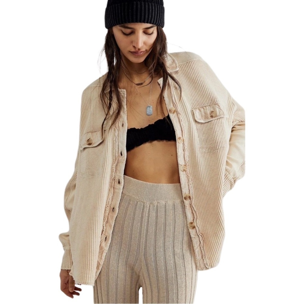 Bagatelle Collection Beige Sand Scout Waffle Knit Long Sleeve Button Down Small